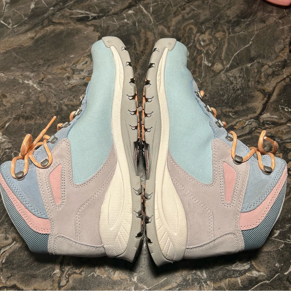 Columbia Women’s Newton Ridge Plus Waterproof Amped Hiking Boots Sz 10 Ice Blue - Picture 5 of 8